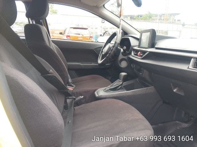 Car gallery image