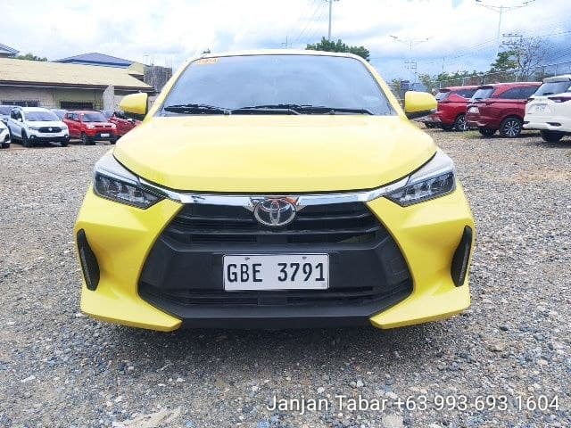 Car gallery image