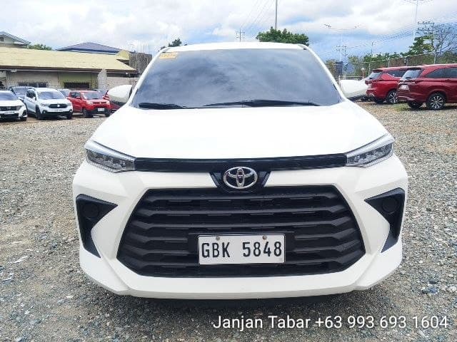 Car gallery image