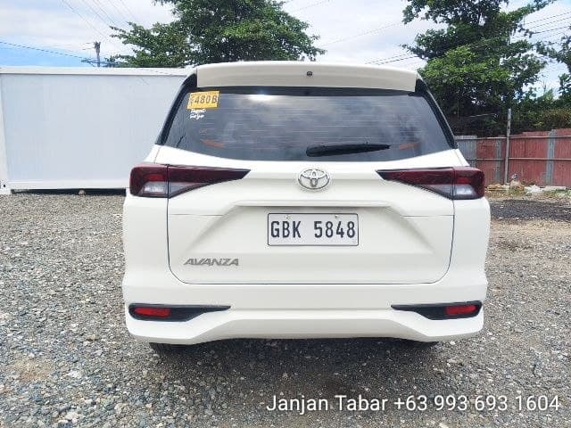 Car gallery image