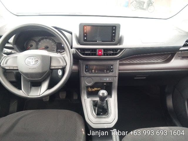 Car gallery image