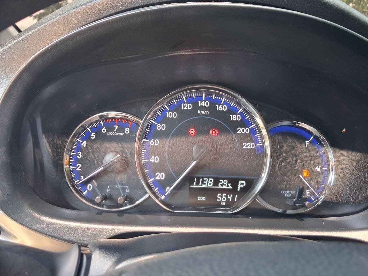 Car gallery image