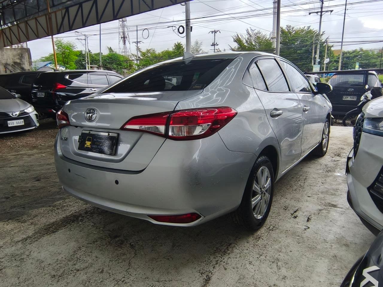 Car gallery image