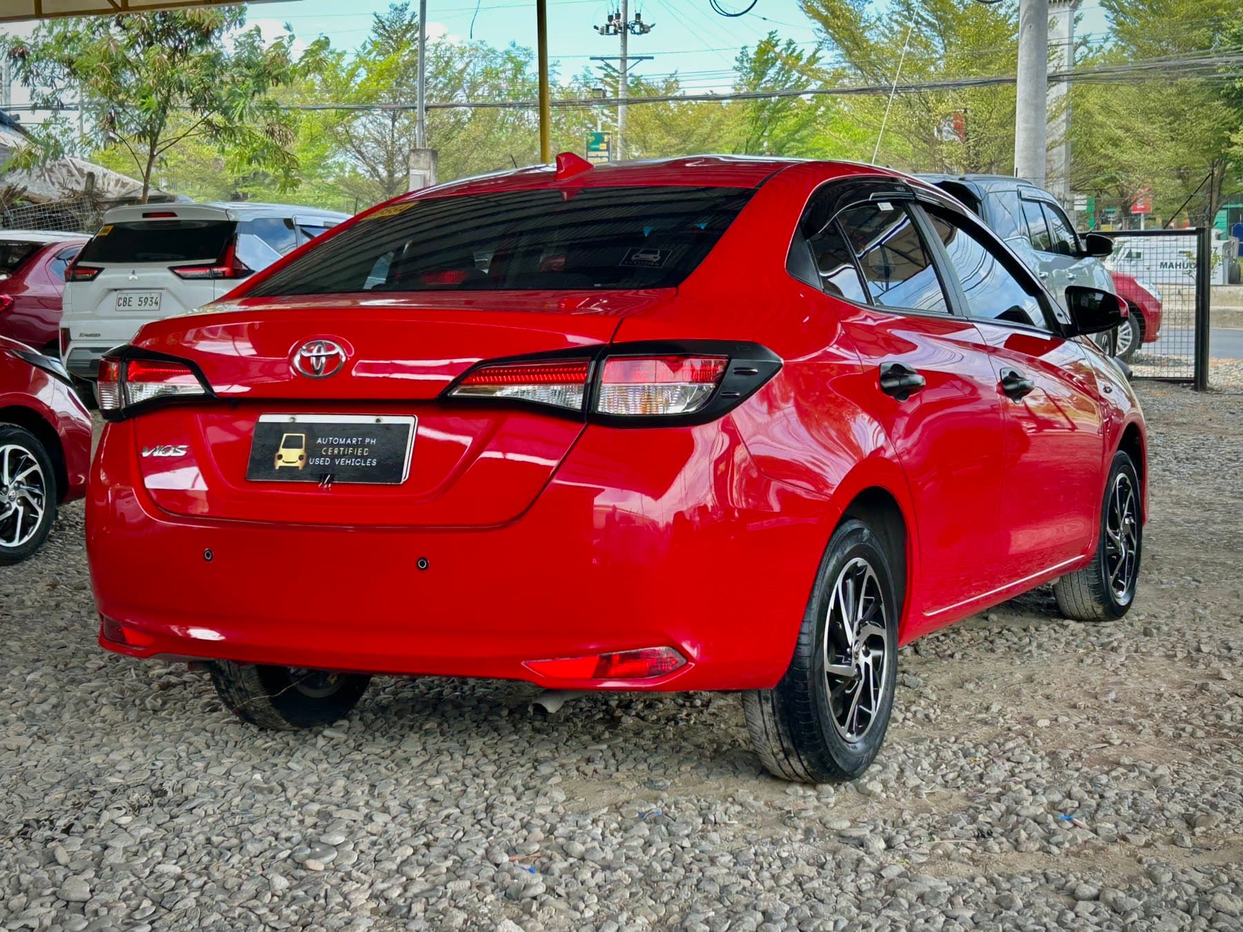 Car gallery image