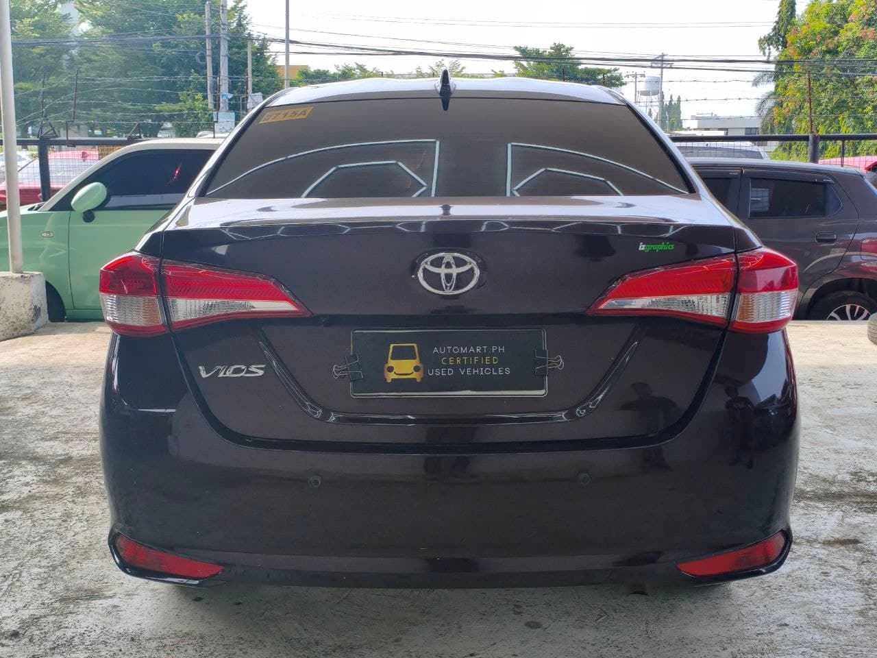 Car gallery image