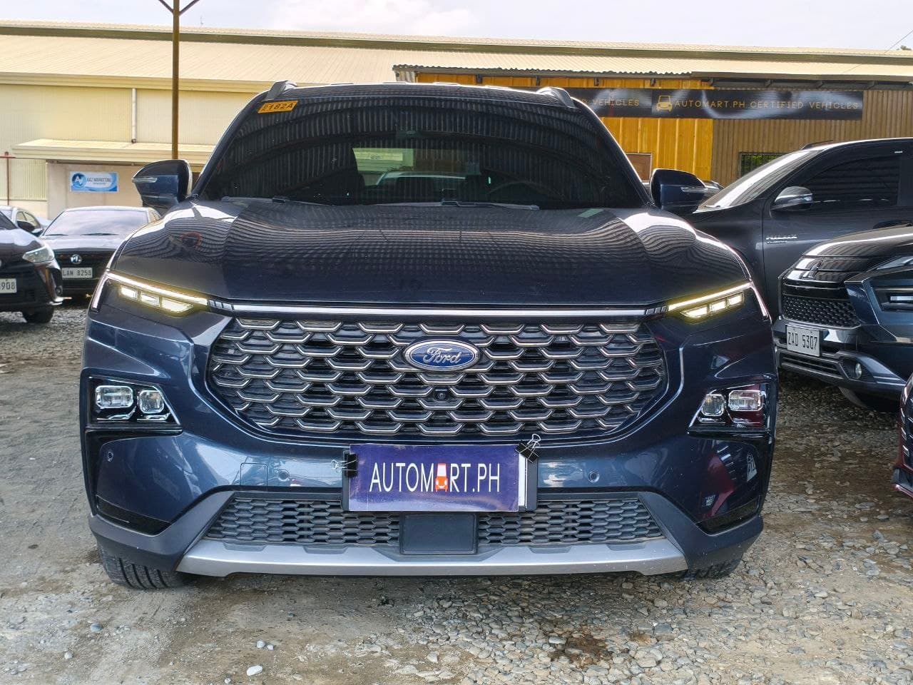Car gallery image