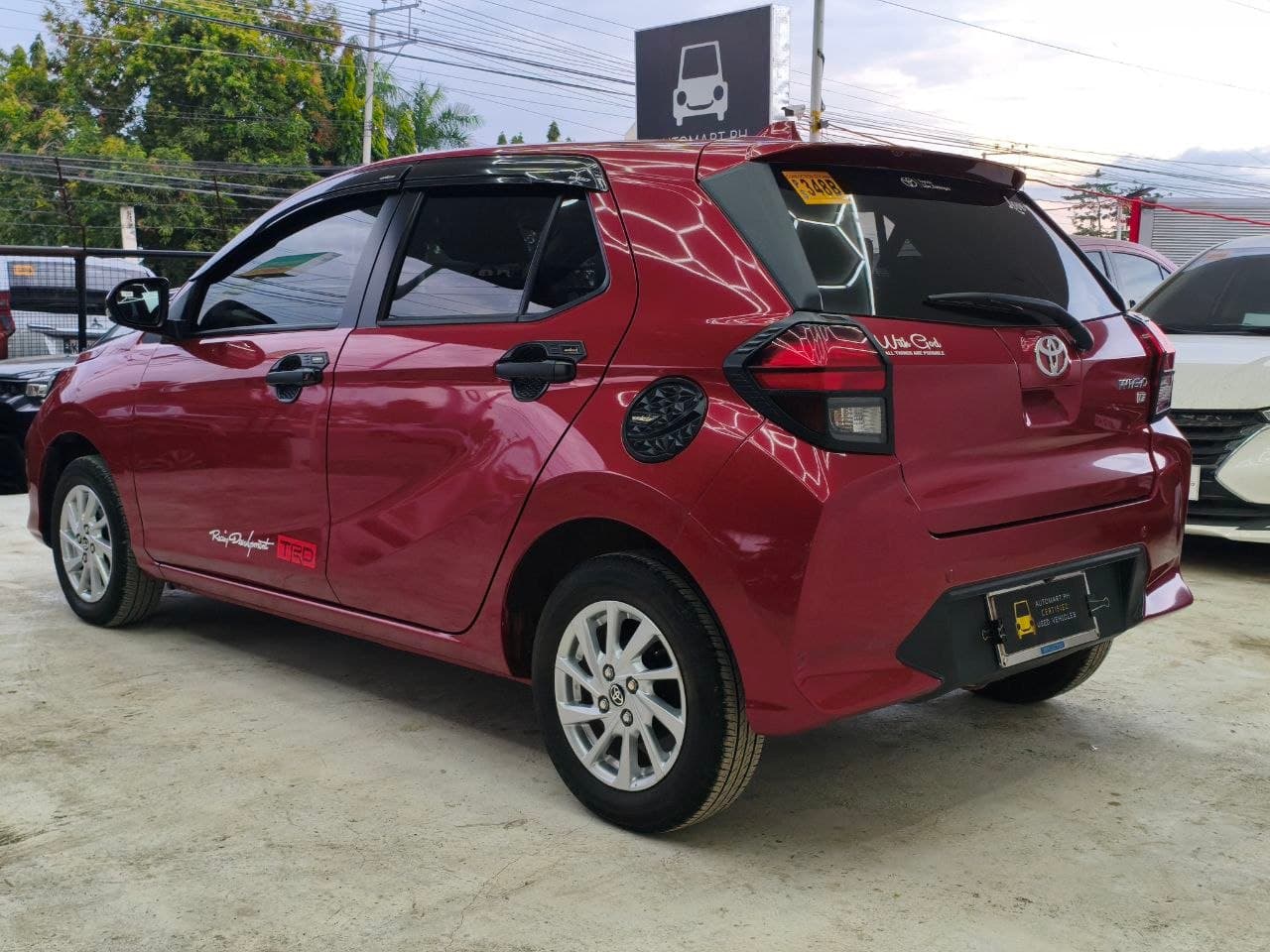 Car gallery image