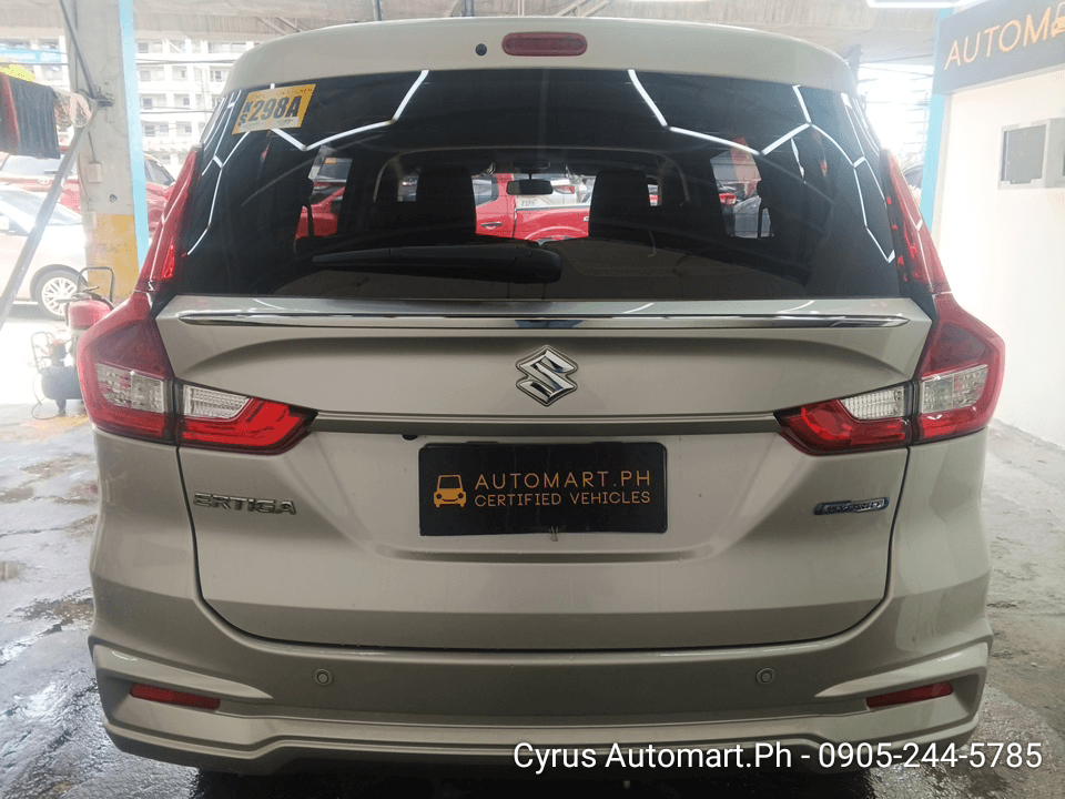 Car gallery image
