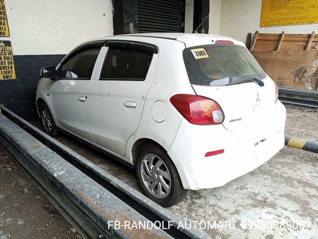 Car gallery image