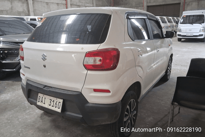 Car gallery image