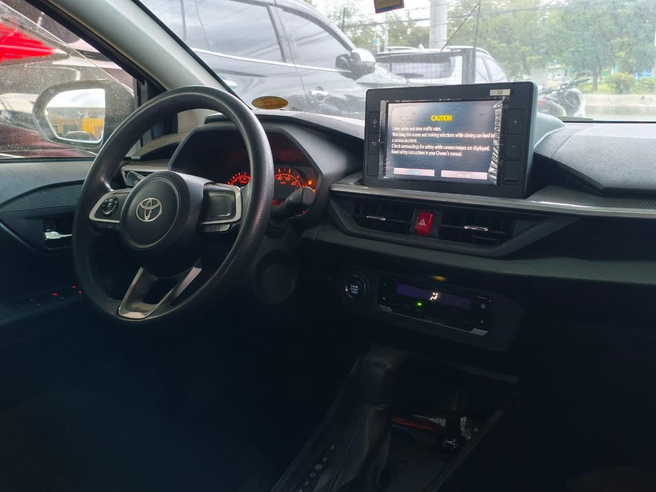 Car gallery image