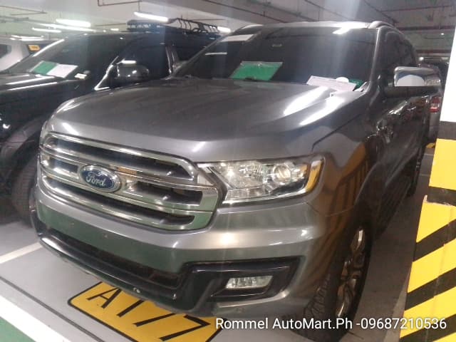 Car gallery image