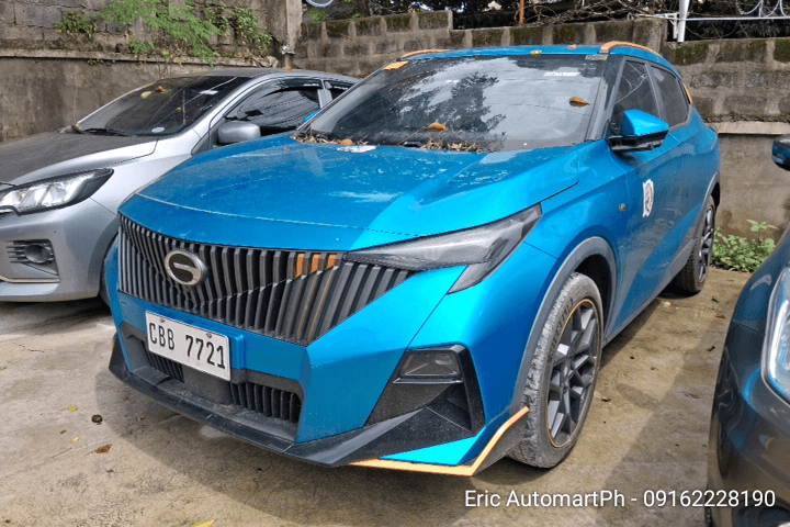 Car gallery image