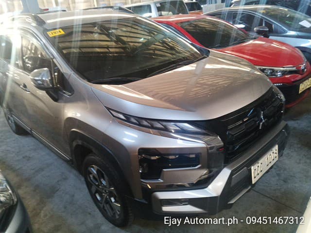 Car gallery image
