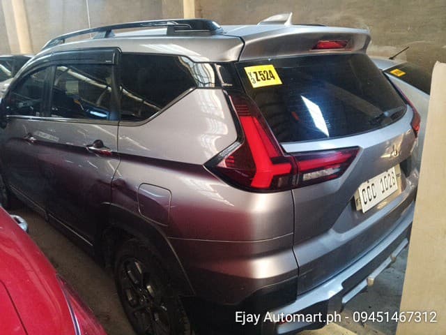 Car gallery image
