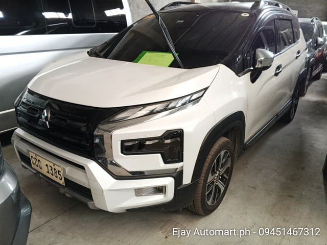 Car gallery image