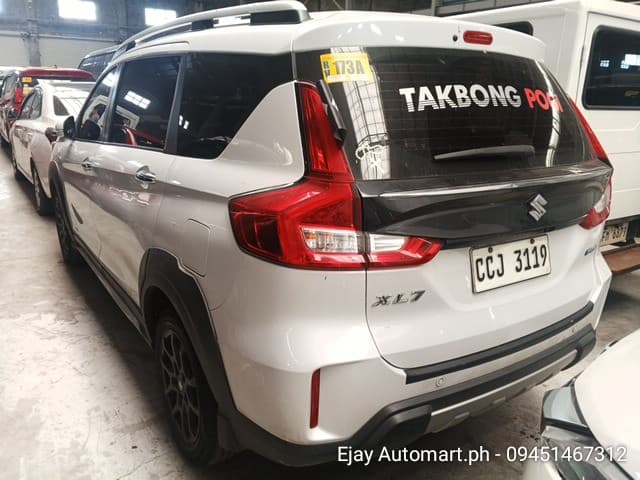 Car gallery image