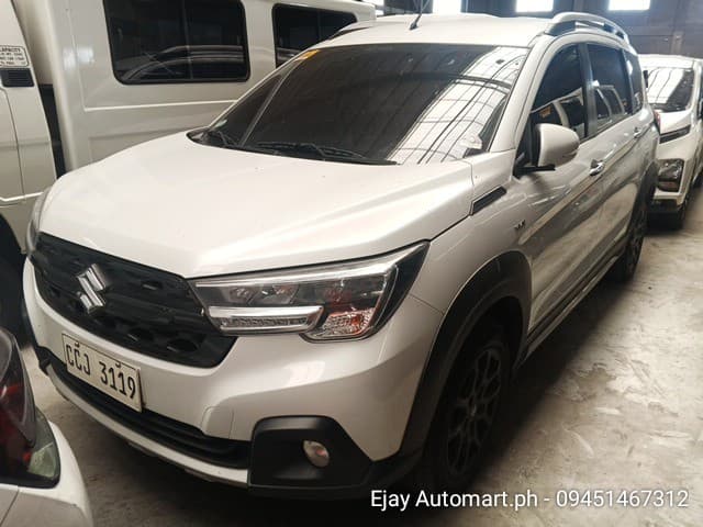 Car gallery image