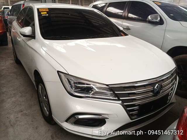 Car gallery image