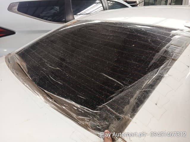 Car gallery image