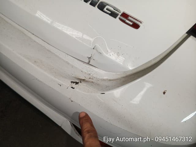 Car gallery image