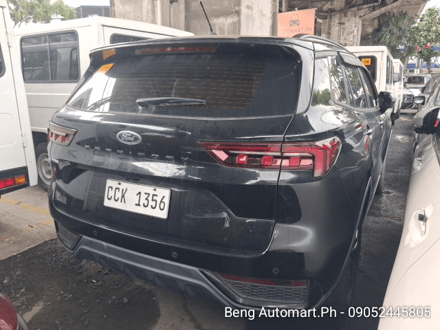 Car gallery image