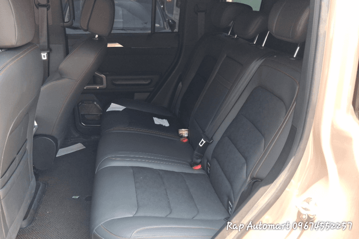Car gallery image
