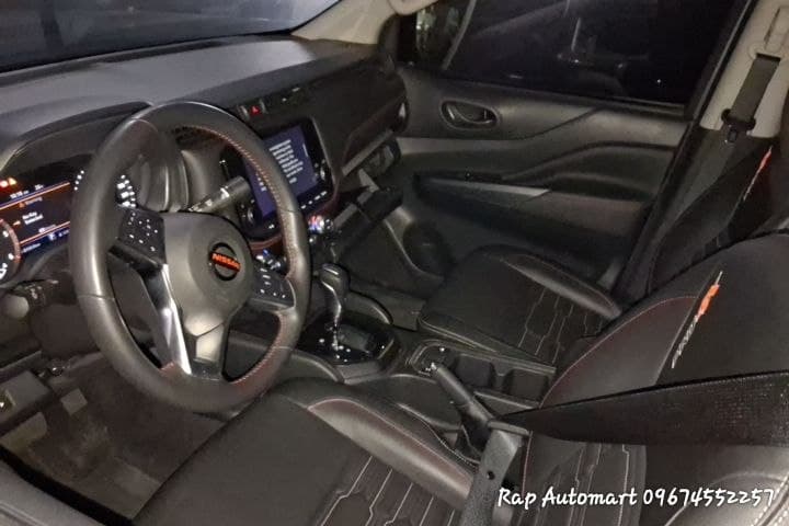 Car gallery image