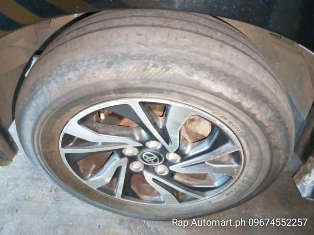 Car gallery image