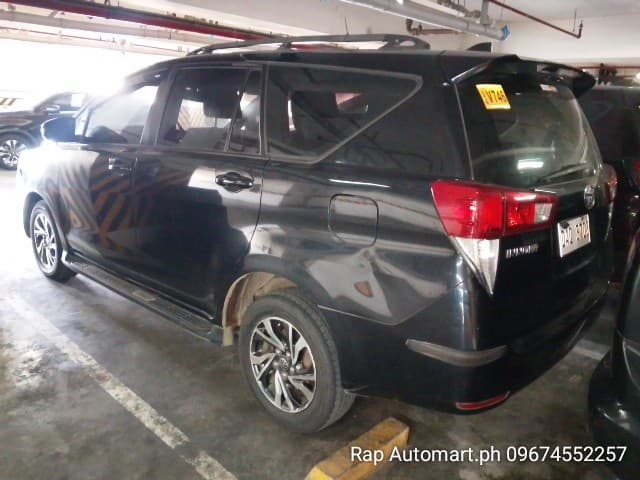 Car gallery image