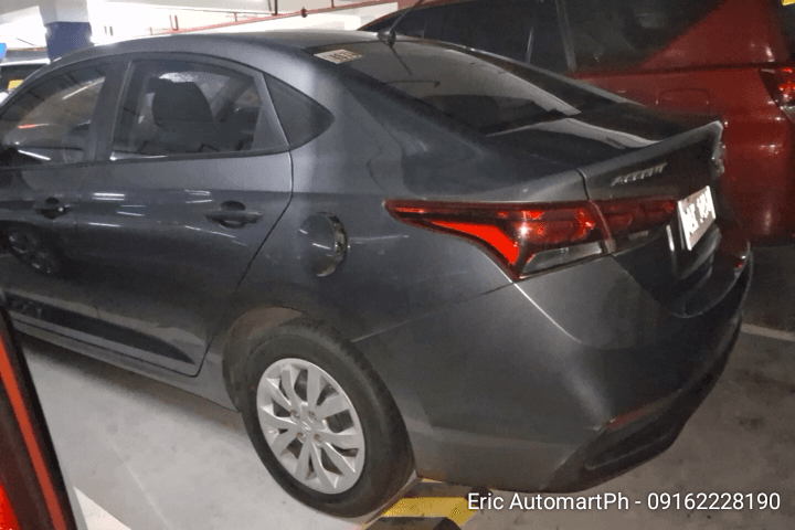 Car gallery image