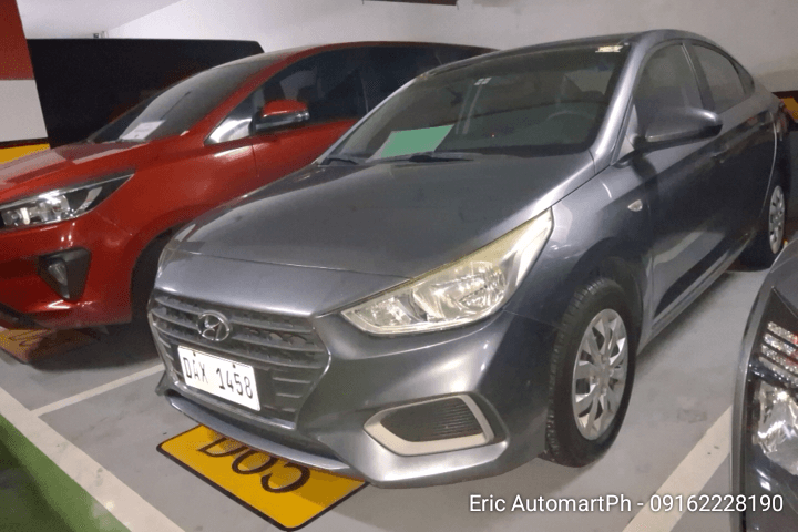 Car gallery image