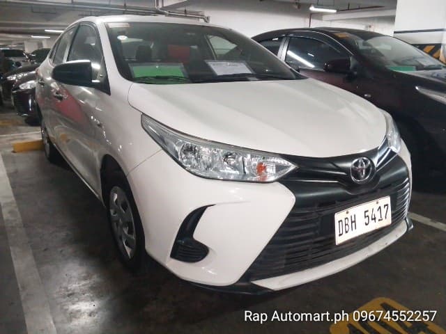 Car gallery image