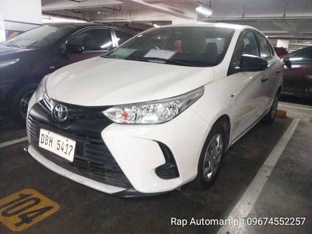 Car gallery image