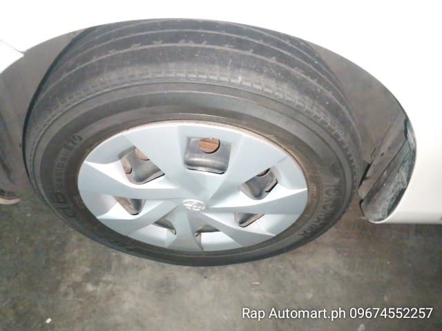 Car gallery image