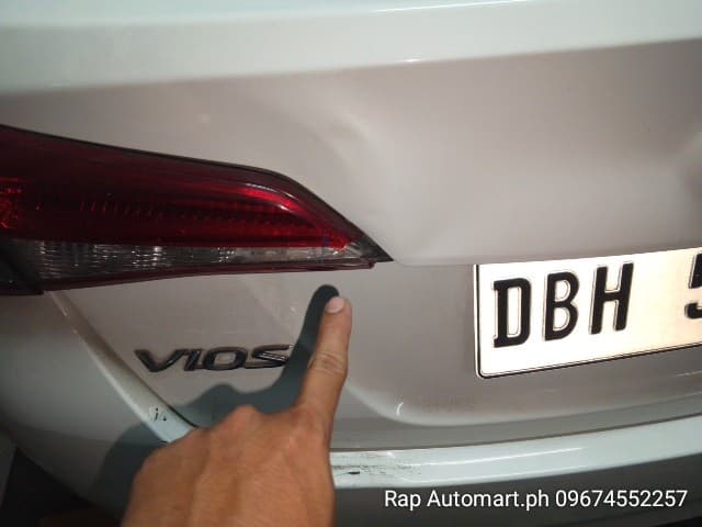 Car gallery image