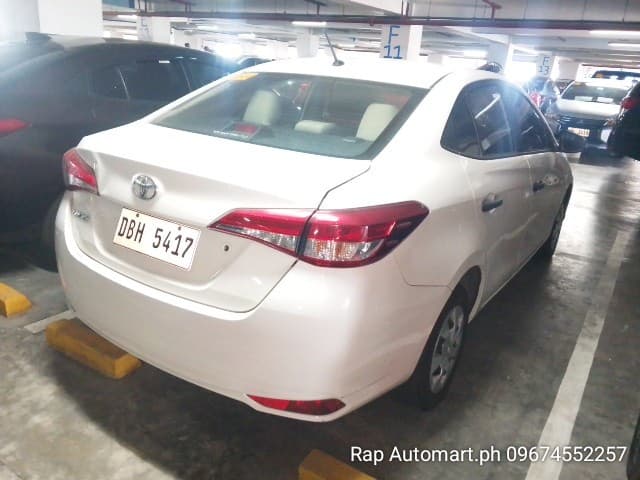 Car gallery image