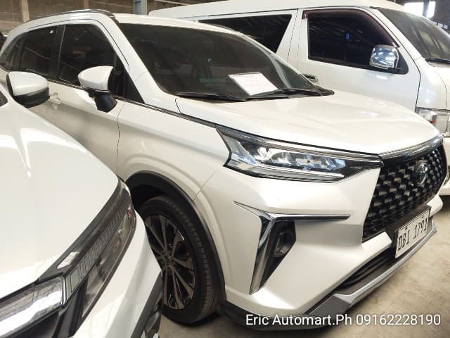 Car gallery image