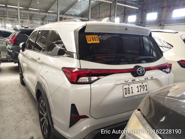 Car gallery image