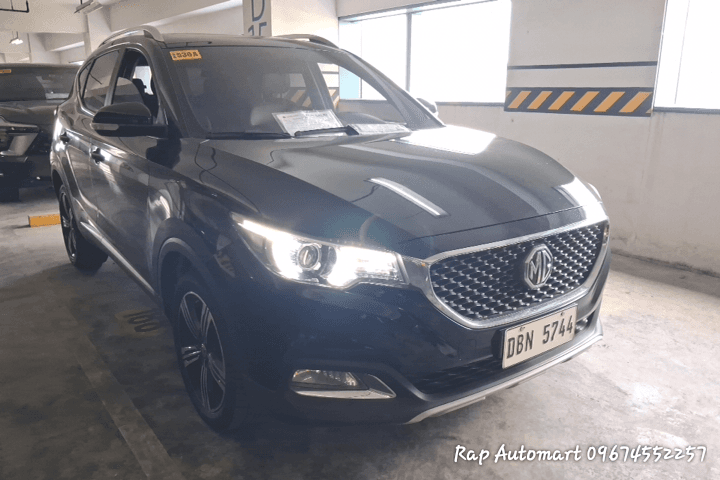 Car gallery image