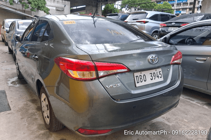 Car gallery image
