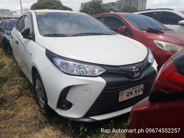 Car gallery image