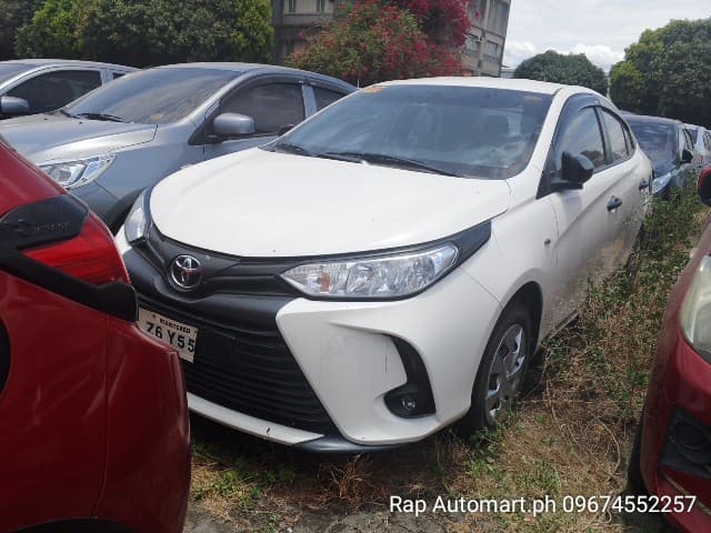 Car gallery image
