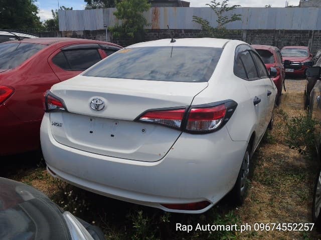 Car gallery image
