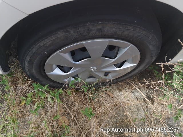Car gallery image