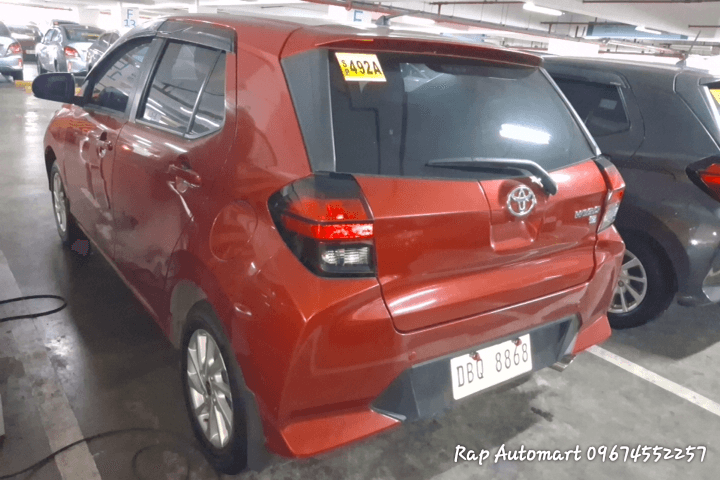 Car gallery image