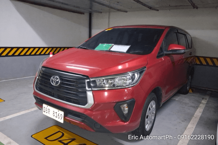 Car gallery image