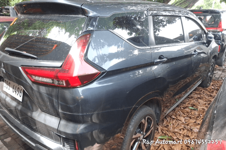 Car gallery image