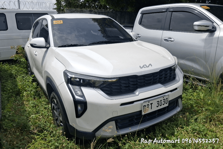 Car gallery image
