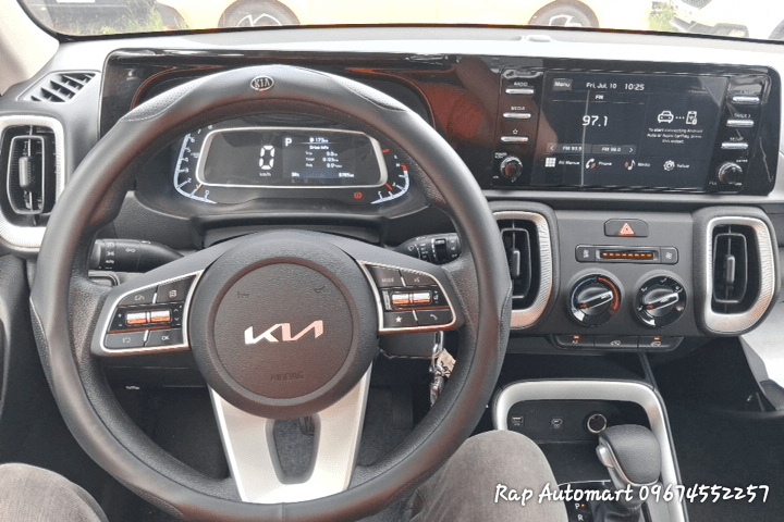 Car gallery image